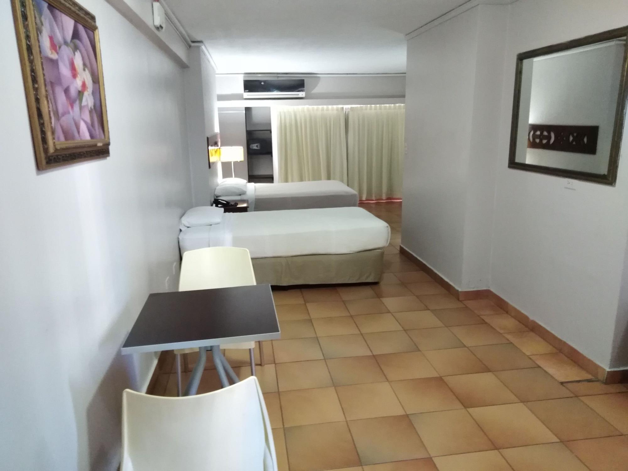 Hotel Tower House Suites Panama City Ngoại thất bức ảnh