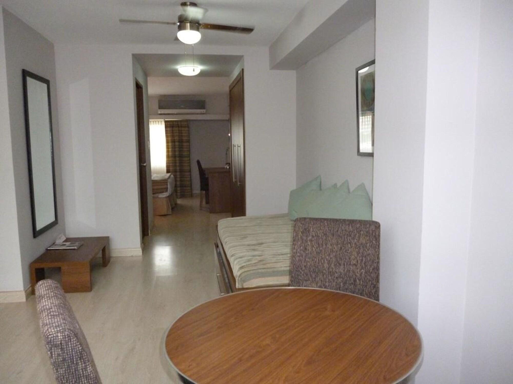 Hotel Tower House Suites Panama City Ngoại thất bức ảnh