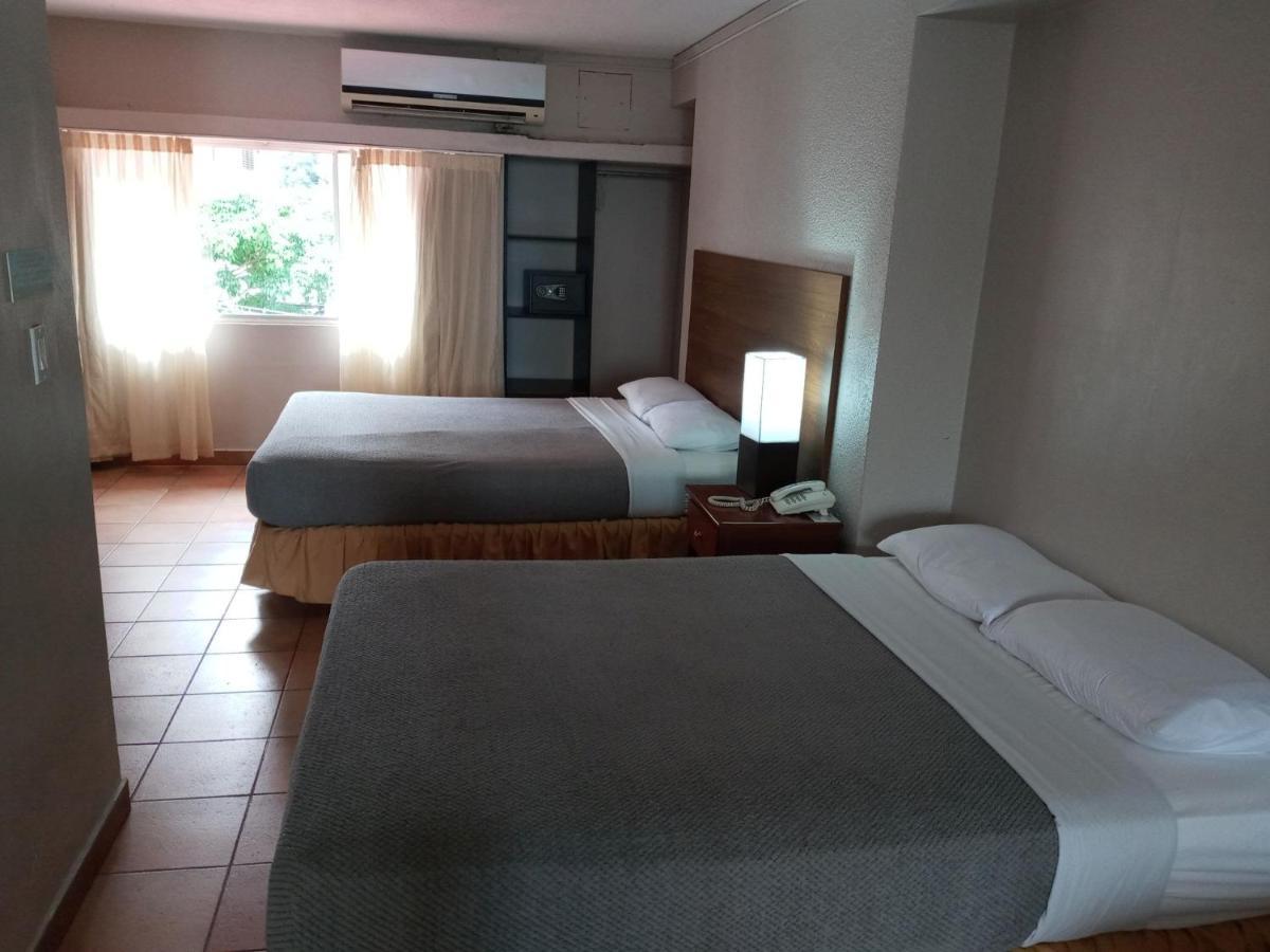 Hotel Tower House Suites Panama City Ngoại thất bức ảnh