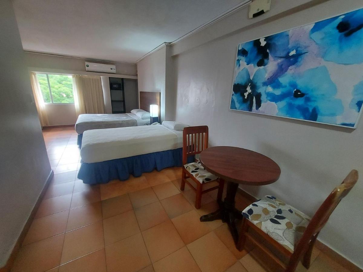 Hotel Tower House Suites Panama City Ngoại thất bức ảnh
