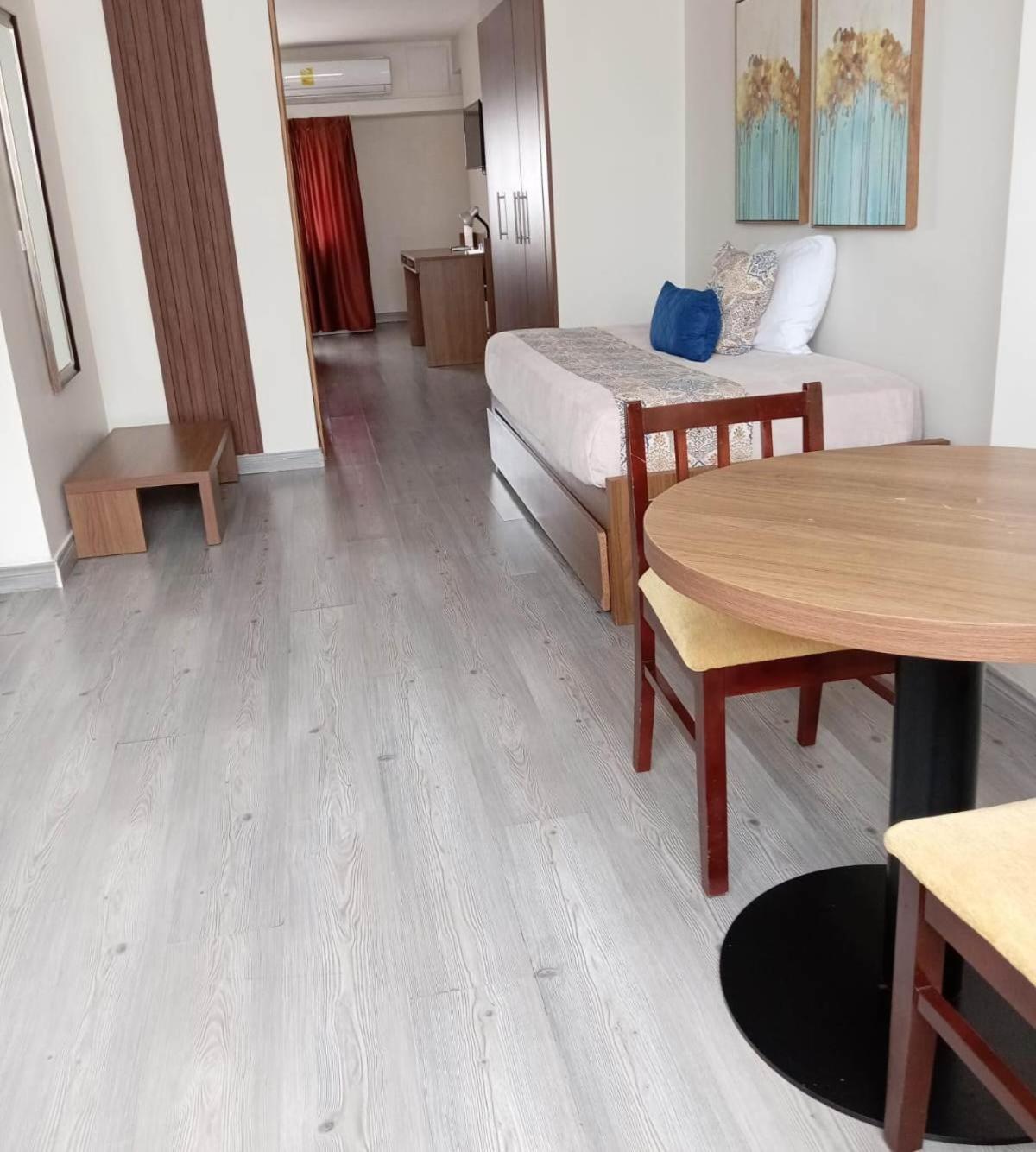 Hotel Tower House Suites Panama City Ngoại thất bức ảnh